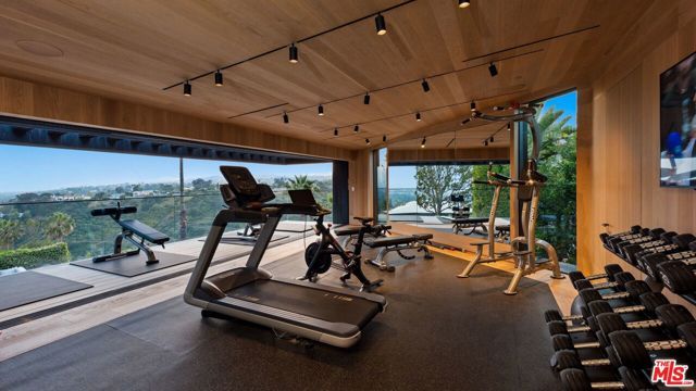 1663 Summitridge Drive, Beverly Hills, CA 90210