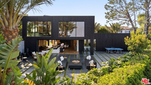 1663 Summitridge Drive, Beverly Hills, CA 90210