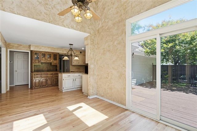 10411 W 52nd Terrace, Shawnee, KS 66203