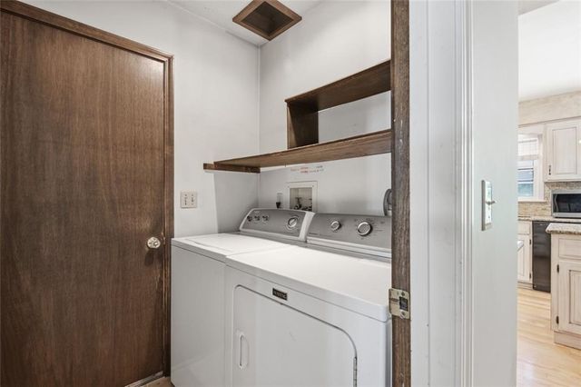 10411 W 52nd Terrace, Shawnee, KS 66203