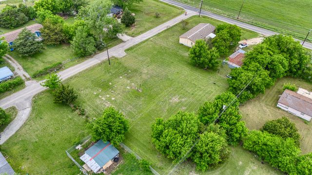 505 John Fielder Drive, Southmayd, TX 75092