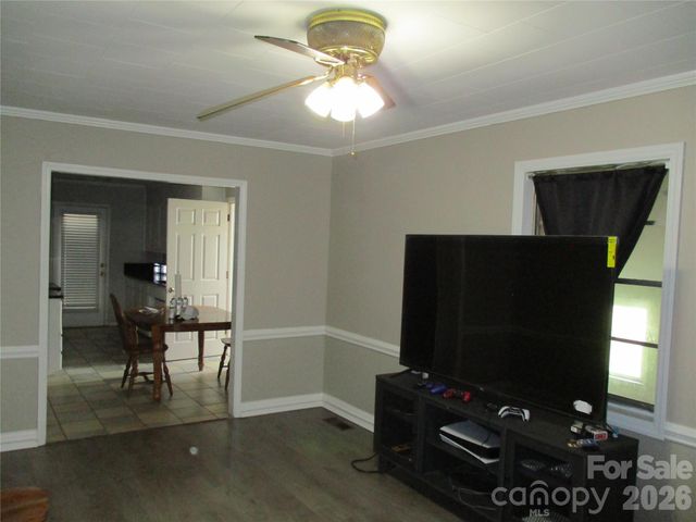 307 6th Street, Belmont, NC 28012