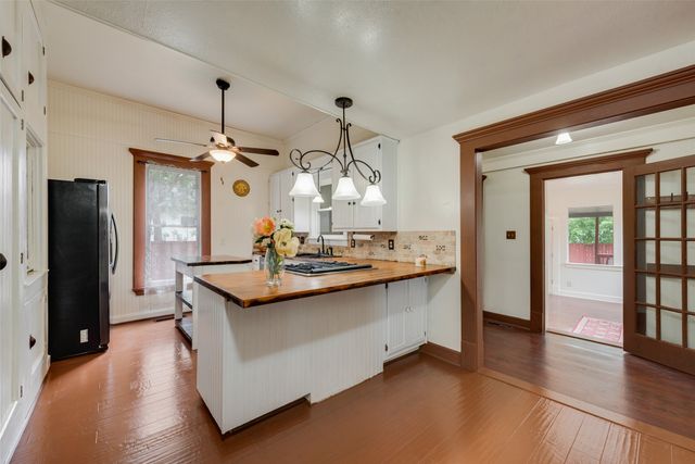 600 Williams Street, Waxahachie, TX 75165