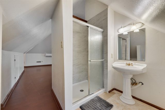 600 Williams Street, Waxahachie, TX 75165