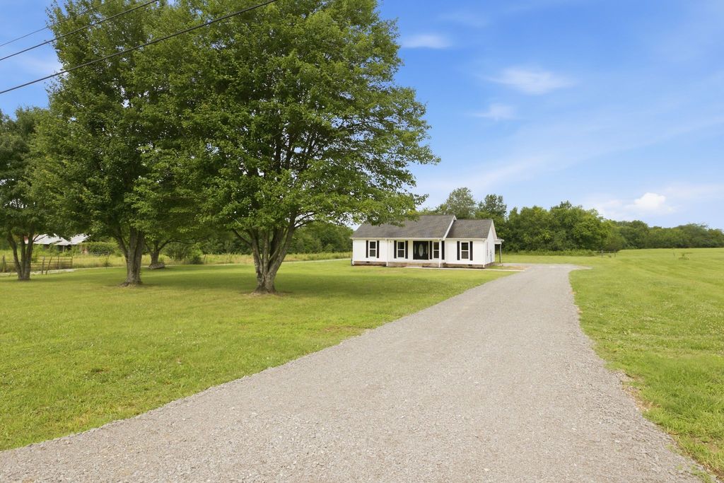 1840 Bethbirei Rd, Lewisburg, TN 37091