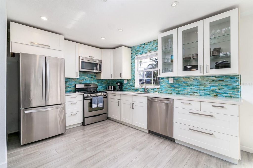 Image 5 of property listing at 602 S ATLANTIC AVENUE, New Smyrna Beach, FL 32169