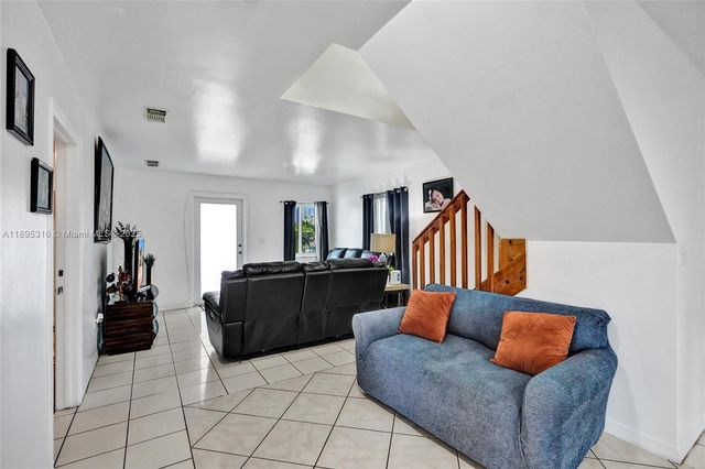 13780 SW 160th Ter, Miami, FL 33177