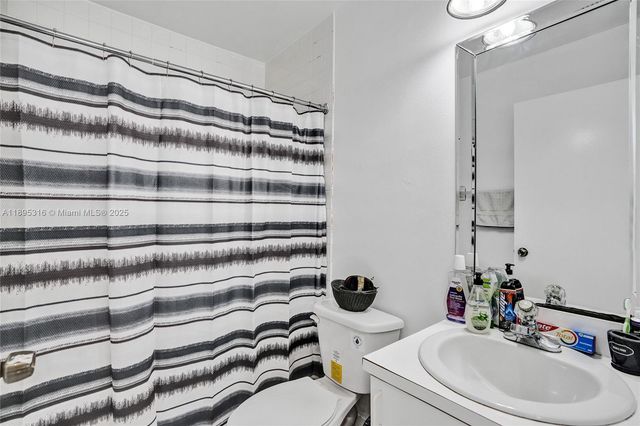 13780 SW 160th Ter, Miami, FL 33177