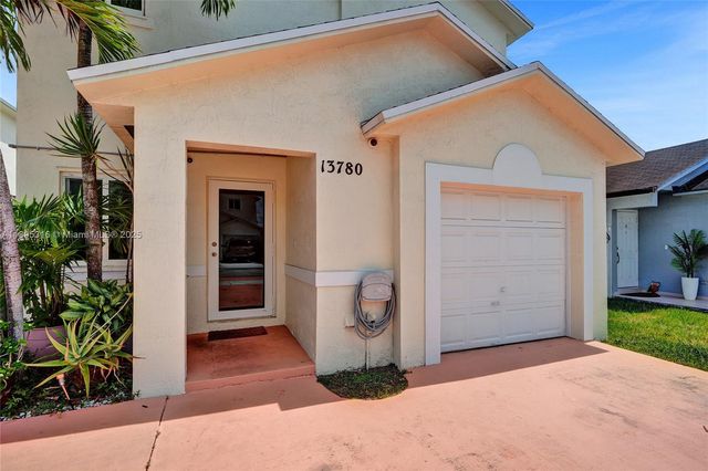 13780 SW 160th Ter, Miami, FL 33177