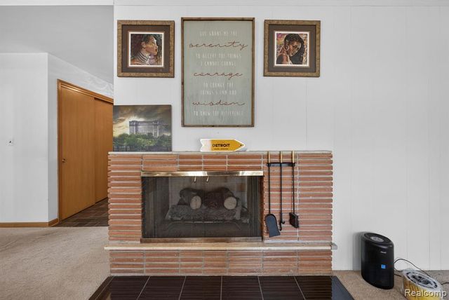 22902 S Bellwood Drive, Southfield, MI 48034