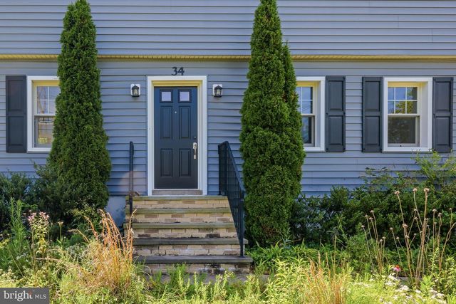 34 WOOSAMONSA RD, Pennington, NJ 08534