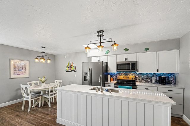 250 ROSERY ROAD NW 219, Largo, FL 33770