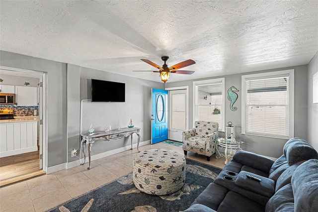 250 ROSERY ROAD NW 219, Largo, FL 33770