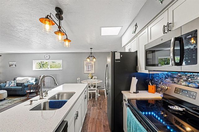 250 ROSERY ROAD NW 219, Largo, FL 33770