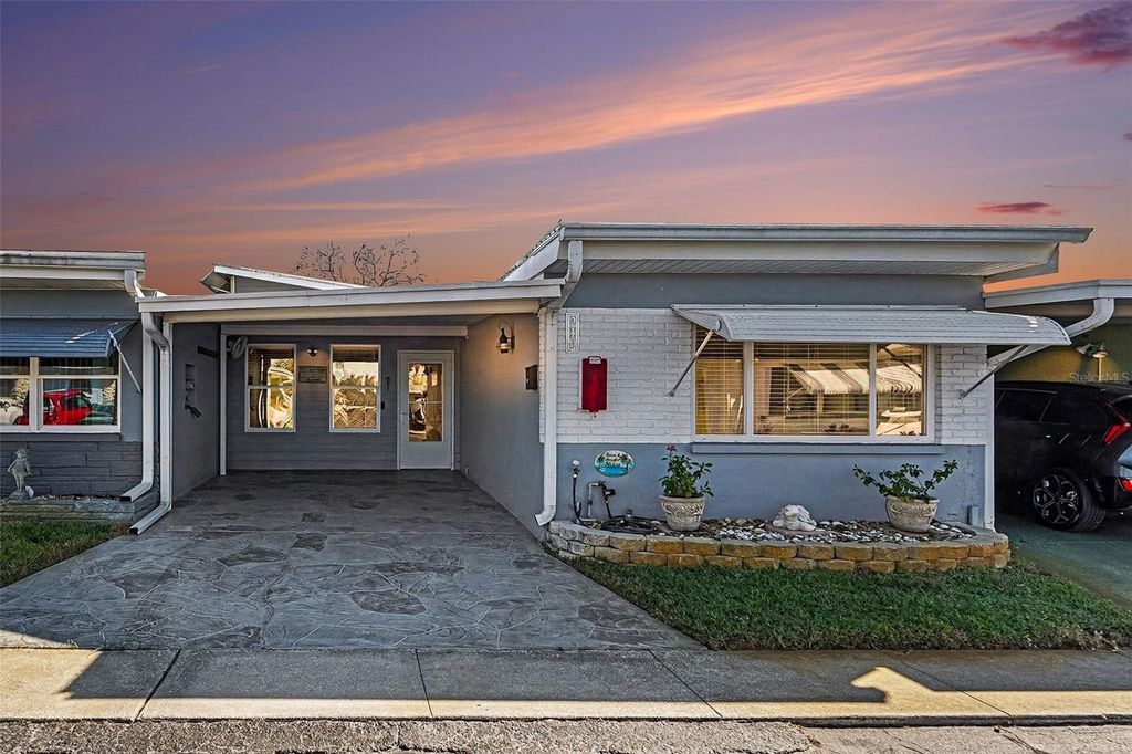 250 ROSERY ROAD NW 219, Largo, FL 33770