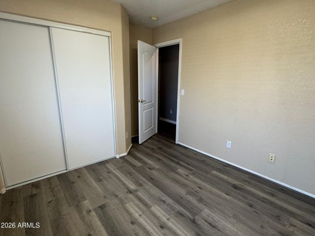 5313 E HILTON Avenue, Mesa, AZ 85206