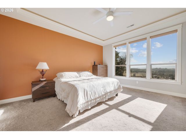 12491 Se VERLIE St, Happy Valley, OR 97086