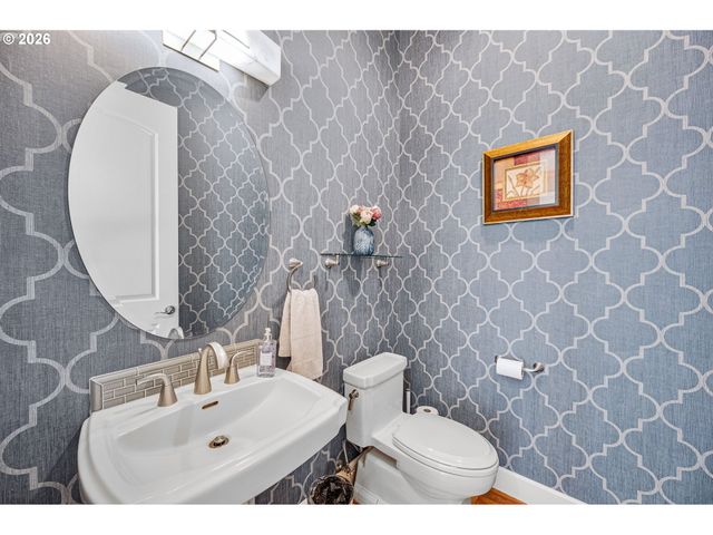 12491 Se VERLIE St, Happy Valley, OR 97086