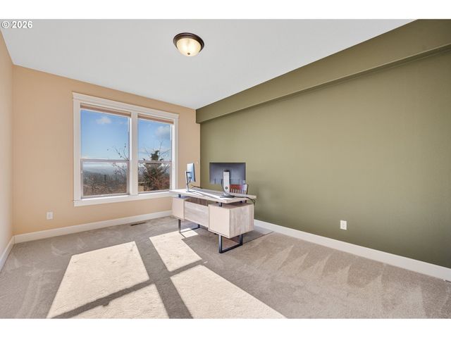 12491 Se VERLIE St, Happy Valley, OR 97086