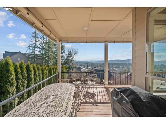 12491 Se VERLIE St, Happy Valley, OR 97086