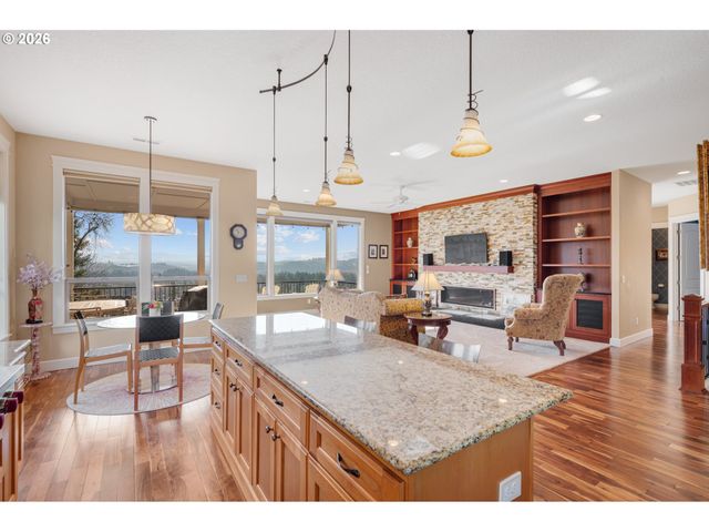 12491 Se VERLIE St, Happy Valley, OR 97086