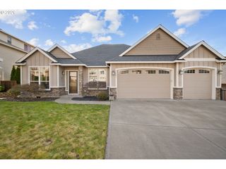 12491 Se VERLIE St, Happy Valley, OR 97086