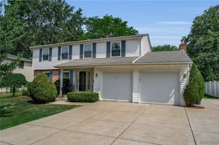 128 Old Farm Circle, Amherst, NY 14221