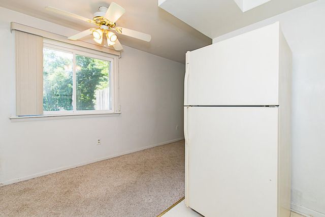 714 Garland Circle E, Kalamazoo, MI 49008