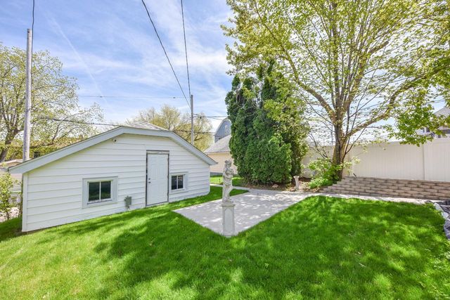 3306 14th STREET, Milwaukee, WI 53215