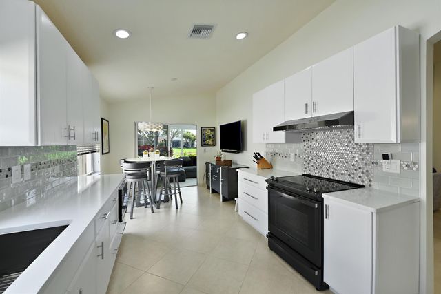 7107 Trentino Way, Boynton Beach, FL 33472