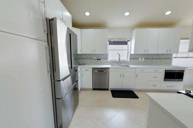 7107 Trentino Way, Boynton Beach, FL 33472