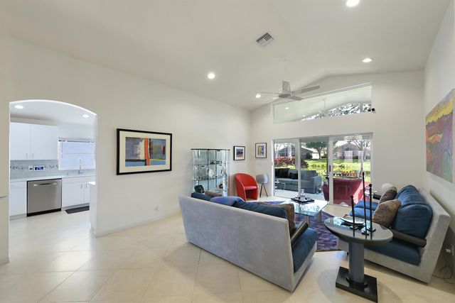 7107 Trentino Way, Boynton Beach, FL 33472