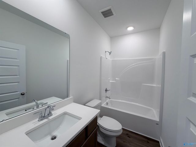 6210 Taramore Lane, Huntsville, AL 35806