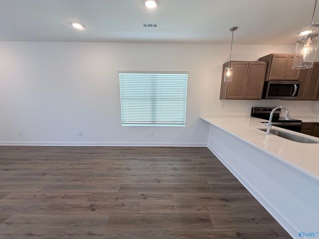 6210 Taramore Lane, Huntsville, AL 35806