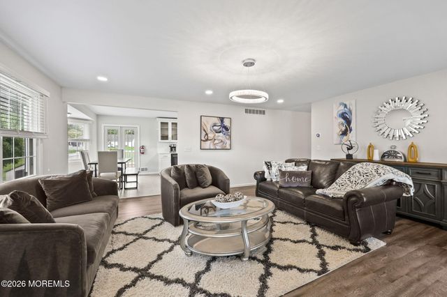 16 Jackson Terrace, Freehold, NJ 07728