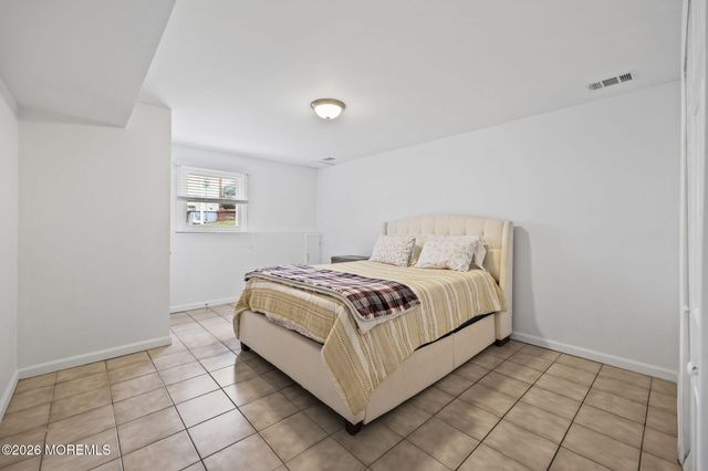 16 Jackson Terrace, Freehold, NJ 07728