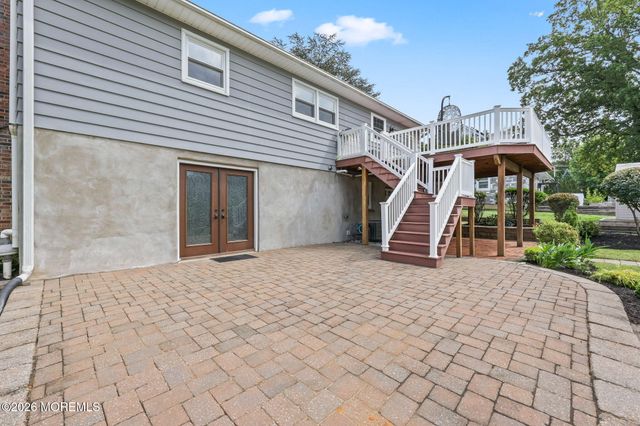 16 Jackson Terrace, Freehold, NJ 07728