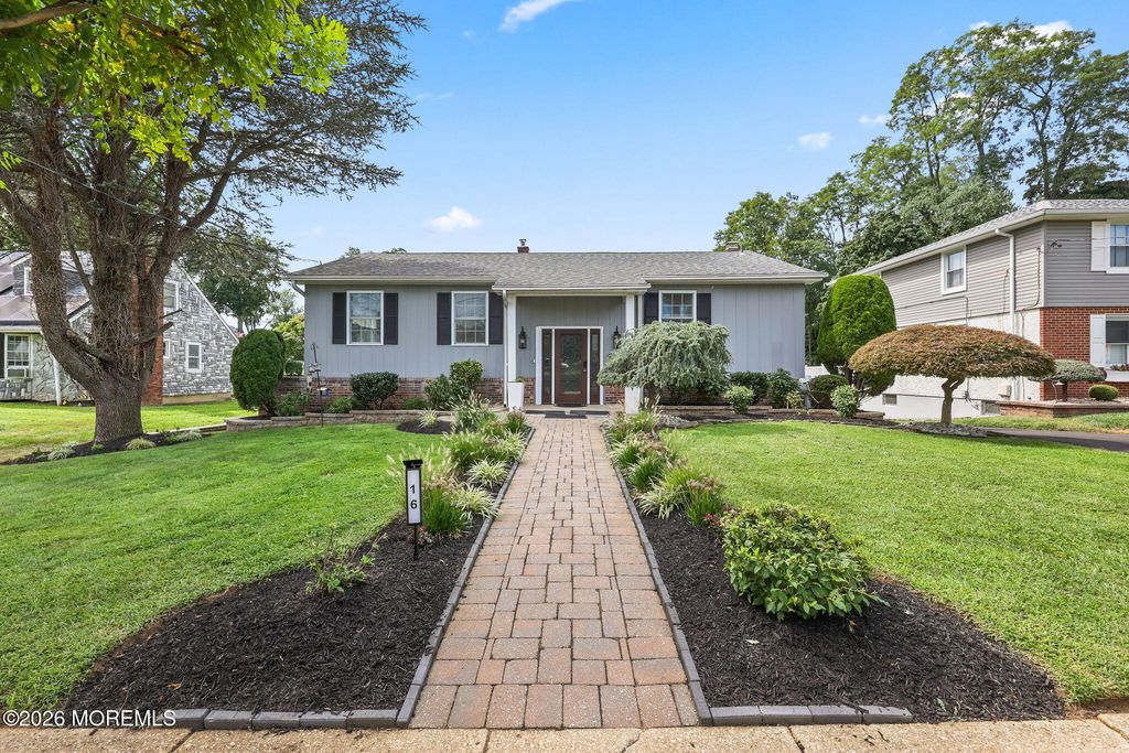 16 Jackson Terrace, Freehold, NJ 07728