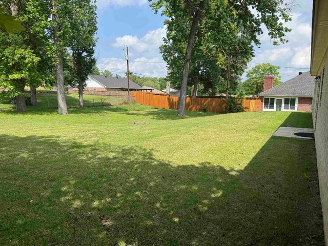 1508 Woodway, Gilmer, TX 75644