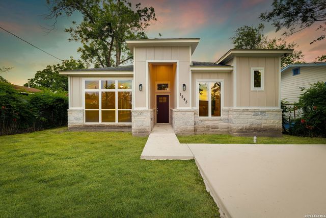 1243 W HARLAN AVE, San Antonio, TX 78211