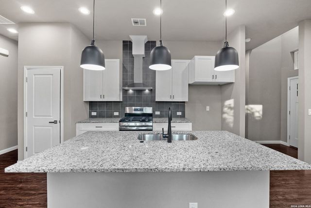 1243 W HARLAN AVE, San Antonio, TX 78211