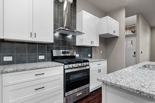 1243 W HARLAN AVE, San Antonio, TX 78211
