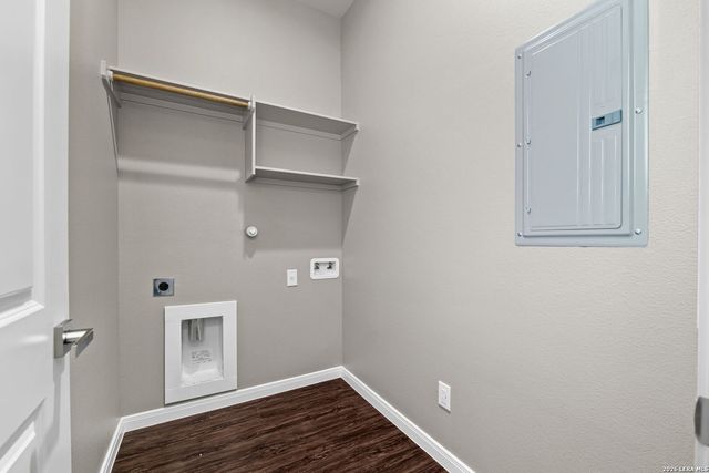1243 W HARLAN AVE, San Antonio, TX 78211