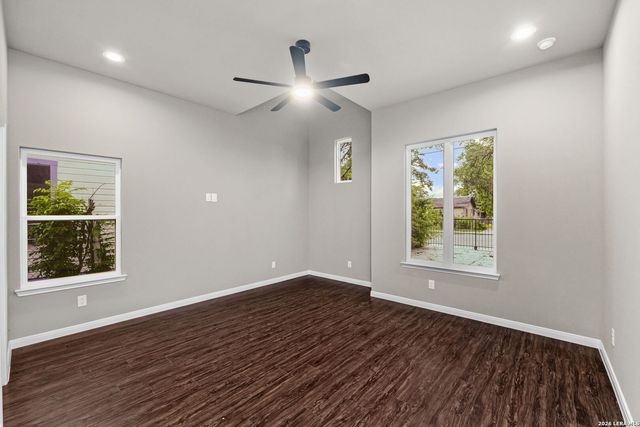 1243 W HARLAN AVE, San Antonio, TX 78211