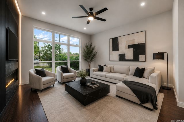 1243 W HARLAN AVE, San Antonio, TX 78211