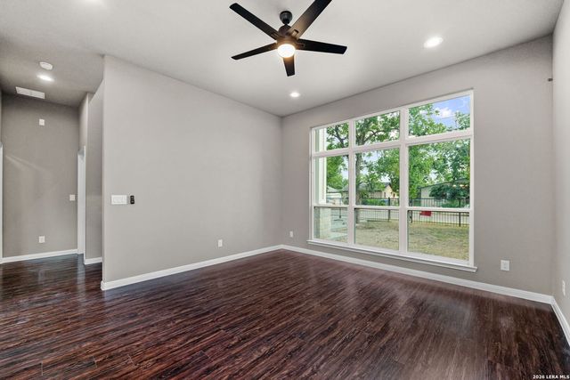 1243 W HARLAN AVE, San Antonio, TX 78211