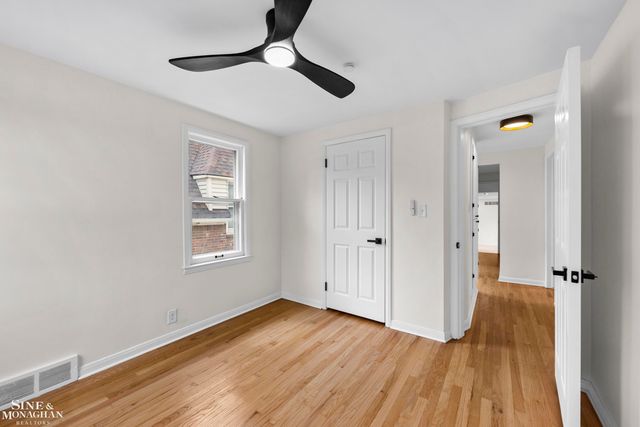 16350 Mack Avenue, Grosse Pointe Park, MI 48230