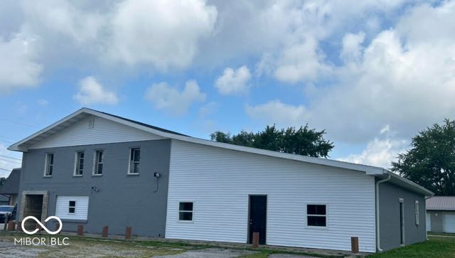 2702 Broad Street, New Castle, IN 47362