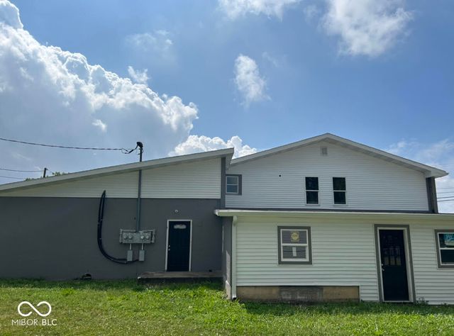 2702 Broad Street, New Castle, IN 47362