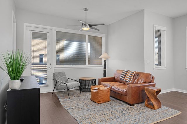 200 Manufacturers Road Apt 445, Chattanooga, TN 37405